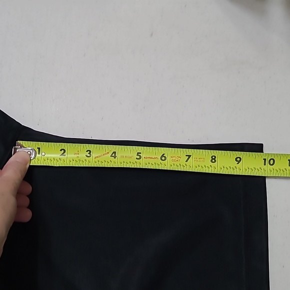 Puma Black and White Athletic Shorts Lightweight Performance size Large - Picture 6 of 6